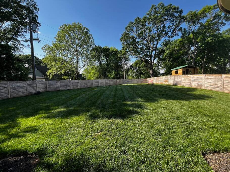 Brand New 5 Bedroom, 5 Minutes To Uptown! Charlotte Exterior photo